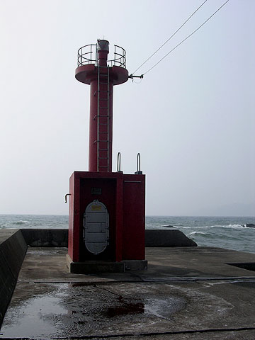 富崎港南防波堤灯台