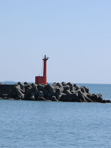 中之作港東防波堤灯台