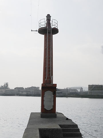 大竹港飛石防波堤灯台
