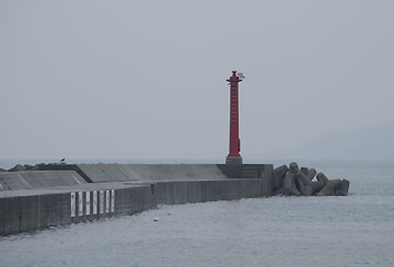 江井港西防波堤灯台