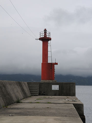 沼島港西防波堤灯台