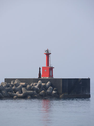 橋立港西防波堤灯台