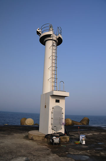 鹿磯港新第1防波堤灯台