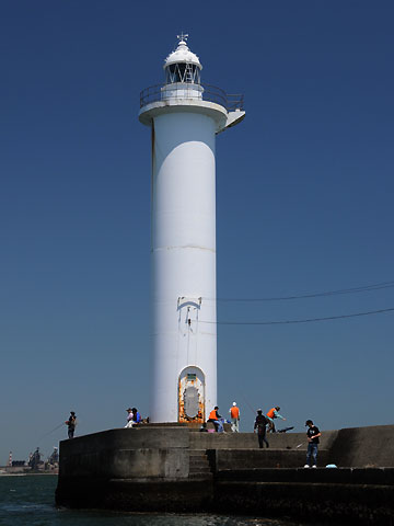 横浜本牧防波堤灯台