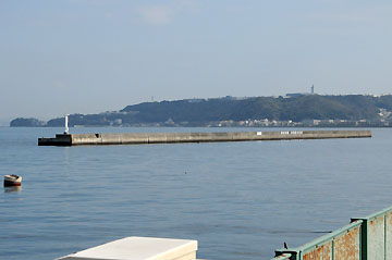 横須賀港平成2号防波堤北灯台