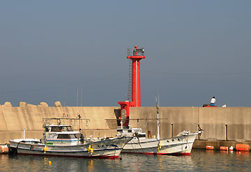 浜詰港塩江防波堤灯台