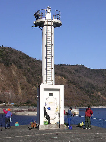 川奈東防波堤灯台