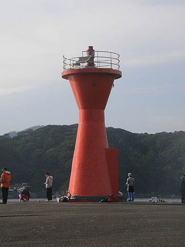 下田港東防波堤灯台
