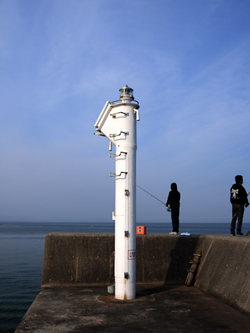 石田港東防波堤灯台