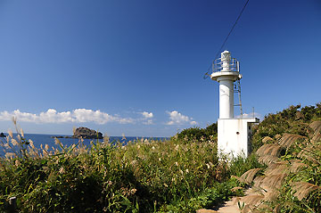 飛島南灯台