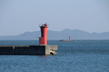 東幡豆港正面防波堤西灯台