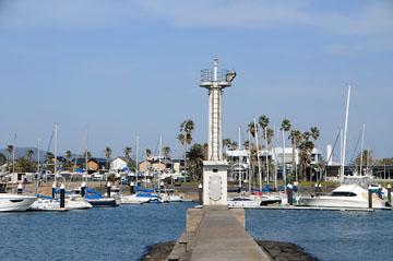 東幡豆港洲崎南防波堤灯台