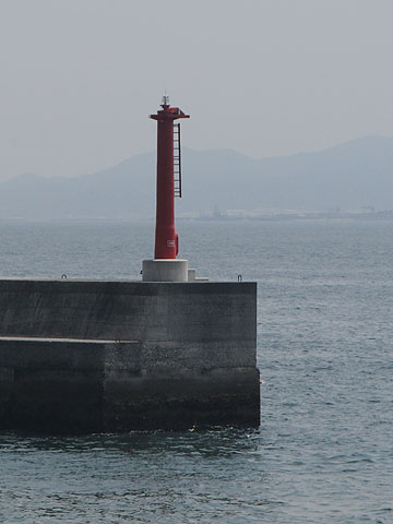 日間賀港第19号防波堤西灯台