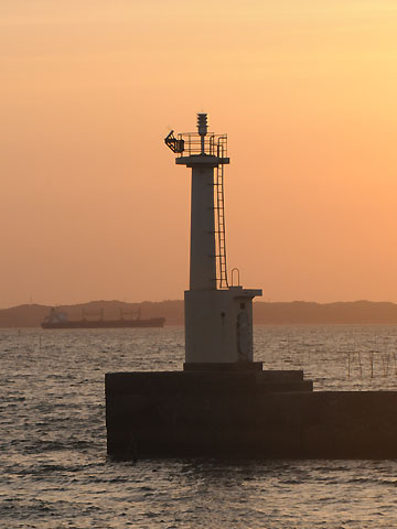 一色港西防波堤灯台