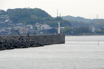 河和漁港南防波堤灯台