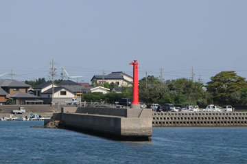 三河福江港向山北防波堤灯台