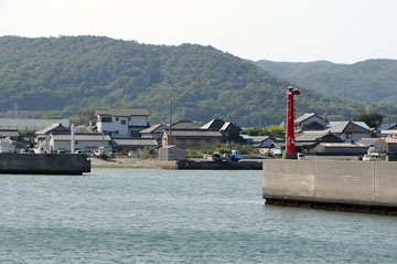 三河福江港向山北防波堤灯台