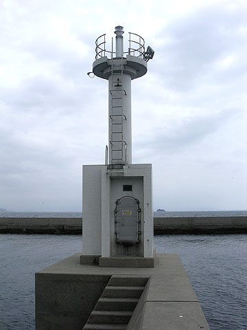 三河港形原南防波堤灯台