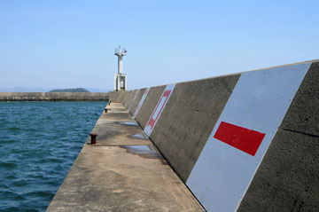 三河港形原南防波堤灯台