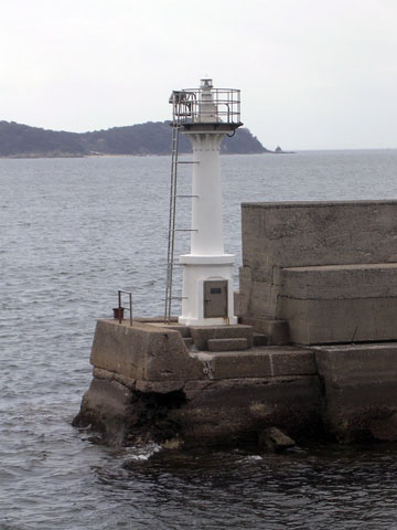 三河港三谷南防波堤東灯台