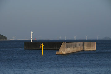 西幡豆港鳥羽沖防波堤東灯台