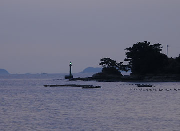 佐久島港太井ノ浦灯標