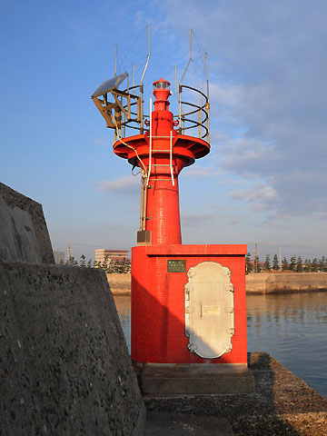 常滑港南防波堤灯台