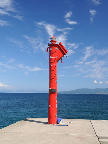 宇鉄港東防波堤灯台