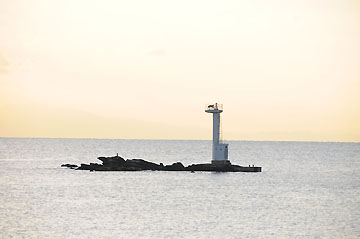 船形平島灯台