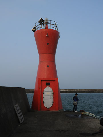 船形港東防波堤灯台