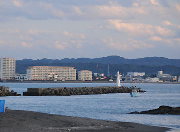 船形港西防波堤灯台