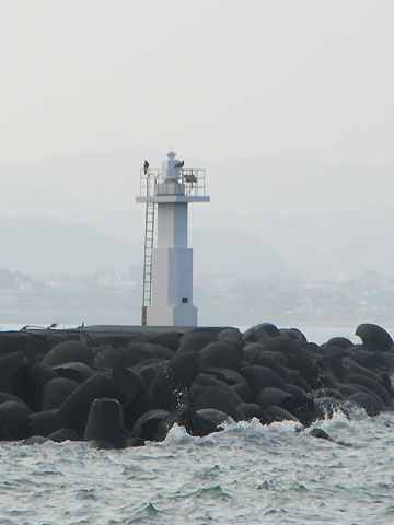 船形港西防波堤灯台