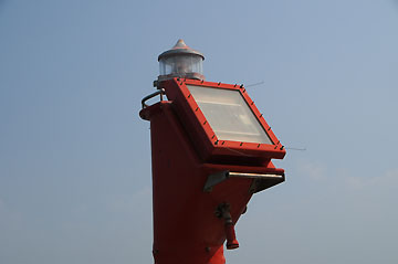 萩生港第1防波堤灯台