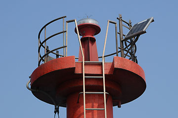 浜金谷港防波堤灯台