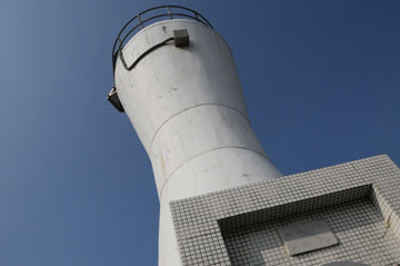 保田港防波堤灯台