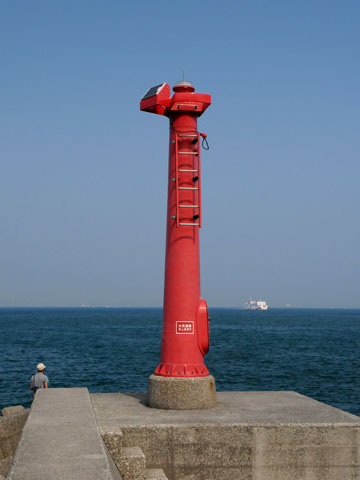 金谷港第1防波堤灯台