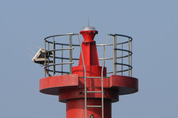 勝山港南防波堤灯台