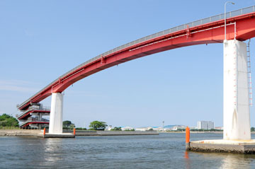 中の島大橋橋梁灯(C1灯)