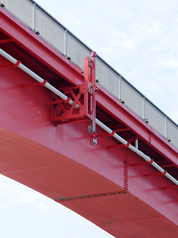 中の島大橋橋梁灯(R2灯)