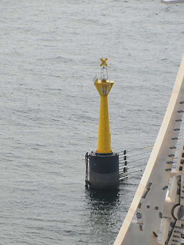 東京湾アクアライン海ほたるA灯標