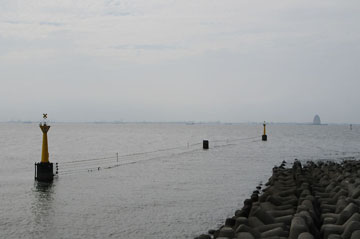 東京湾アクアライン海ほたるA灯標