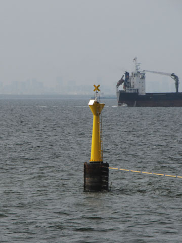 東京湾アクアライン海ほたるC灯標