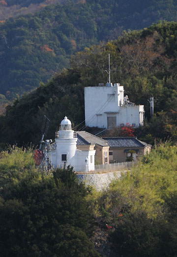 中渡島灯台