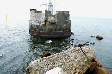 三池港北防砂堤灯台