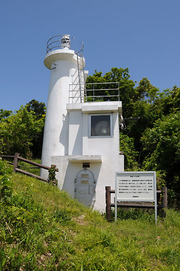 津屋崎鼻灯台