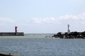 四倉港東防波堤灯台
