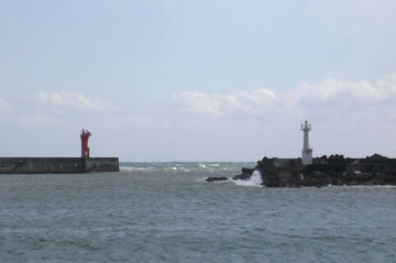 四倉港沖北防波堤南灯台