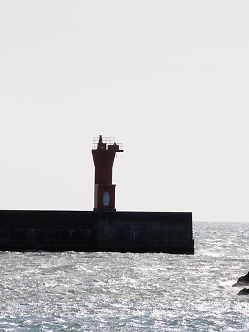 四倉港沖北防波堤南灯台