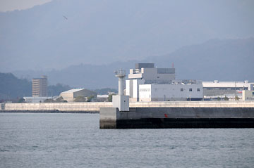 広島港草津一文字防波堤南灯台