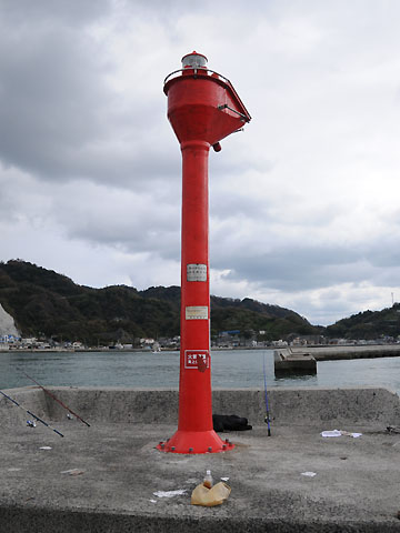 蒲刈港丸谷外防波堤灯台